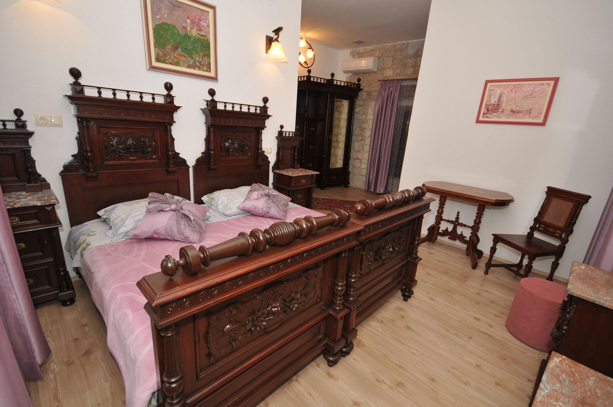Palace Derossi Trogir Dış mekan fotoğraf