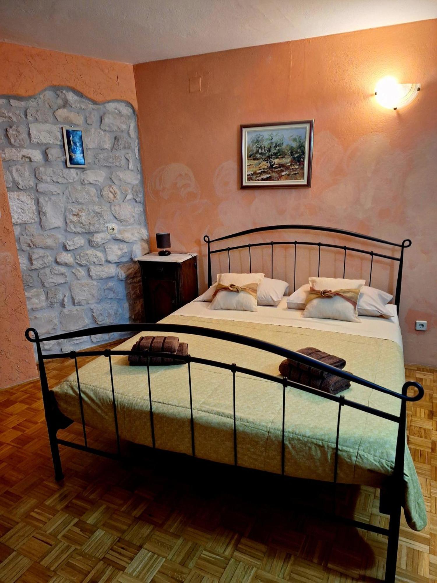 Palace Derossi Trogir Dış mekan fotoğraf