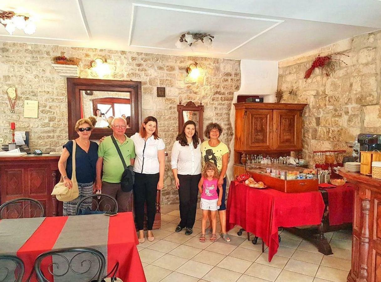 Palace Derossi Trogir Dış mekan fotoğraf